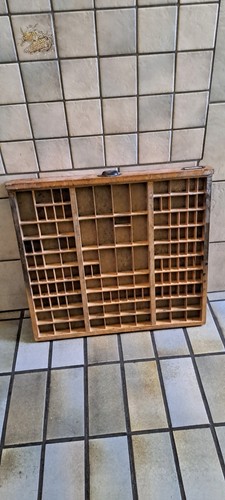 Antiker holz - antiker,