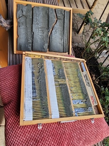 Alter holzkasten mit - alter,